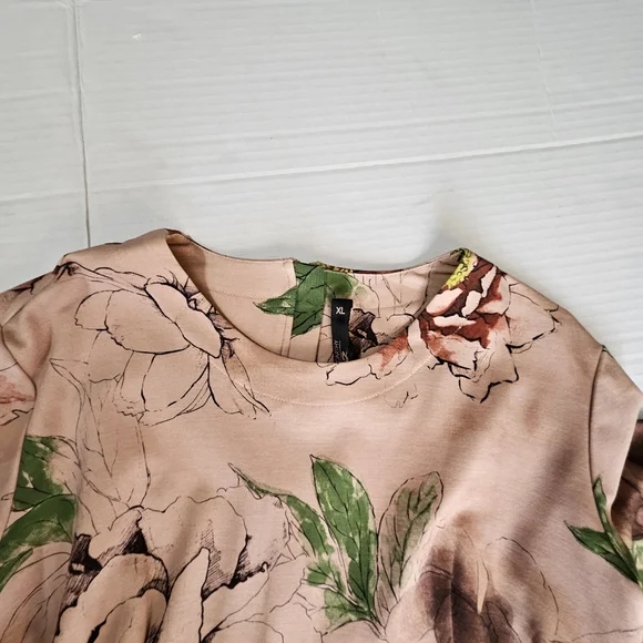 Melissa McCarthy Women Charming Floral Top Size XL - Picture 3 of 11